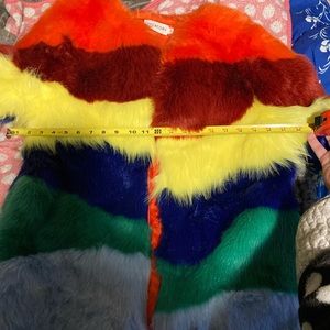 🌈RAINBOW FUR CHICATORY COAT MEDIUM🌹